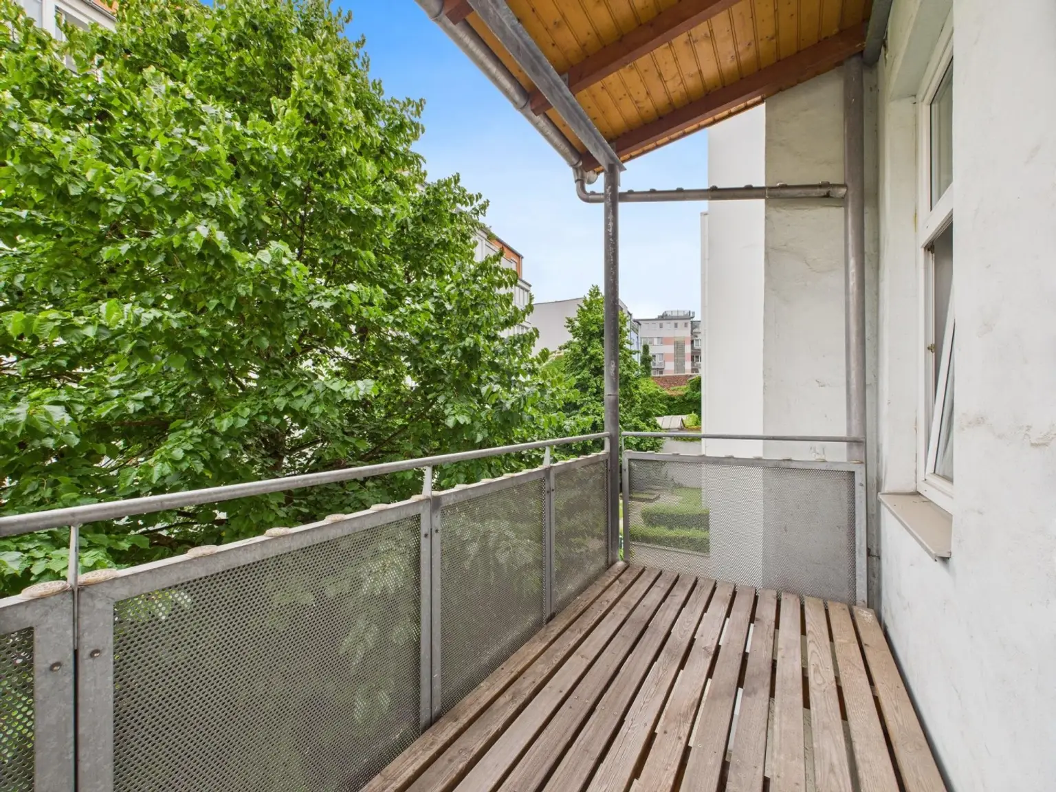 Linz/Zentrum: Büro- Ordinations- Praxisfläche im Herzen von Linz mit ca. 150 m2 + BALKON