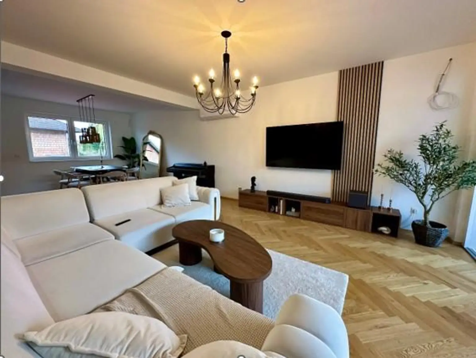 Objekt 1 - Wohnzimmer