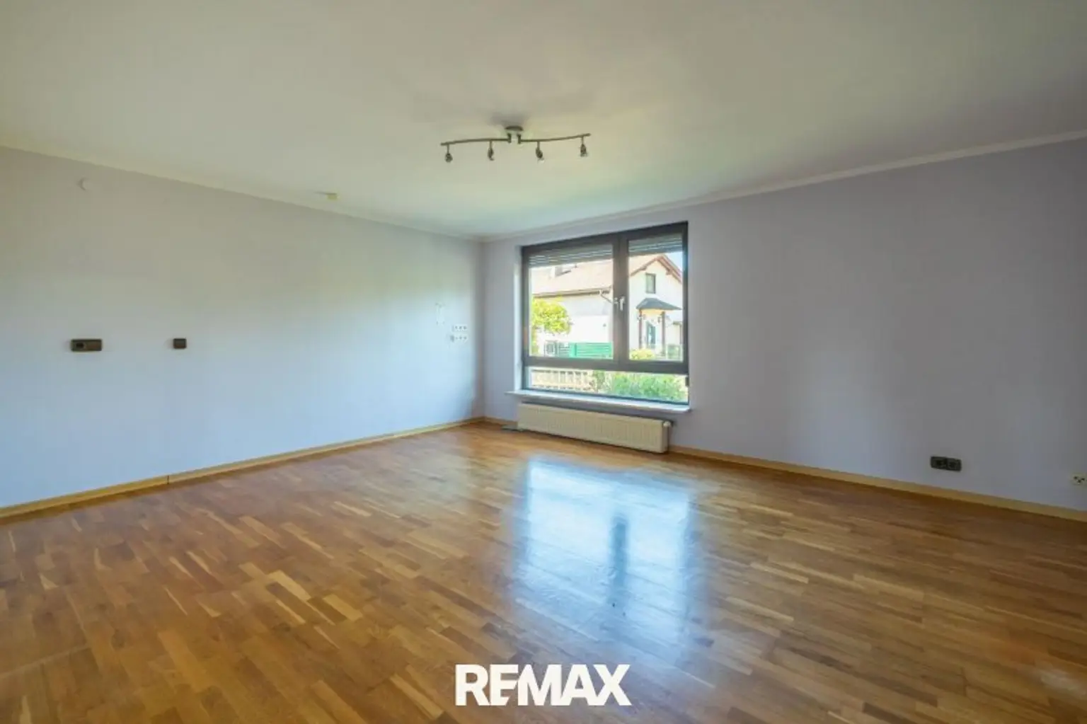 RE/MAX-Pro