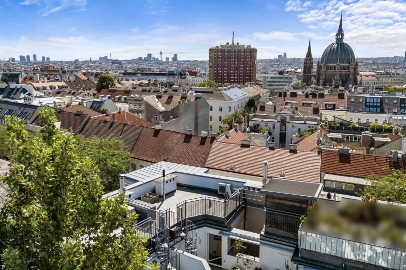 Licht Luft Luxus - Exklusive Dachgeschoss-Maisonette mit Terrassen & 360° Panoramablick
