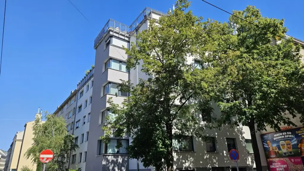 NÄHE AUER-WELSBACH-PARK: Durch Umbau 2 Schlafzimmer möglich - Ruhelage!