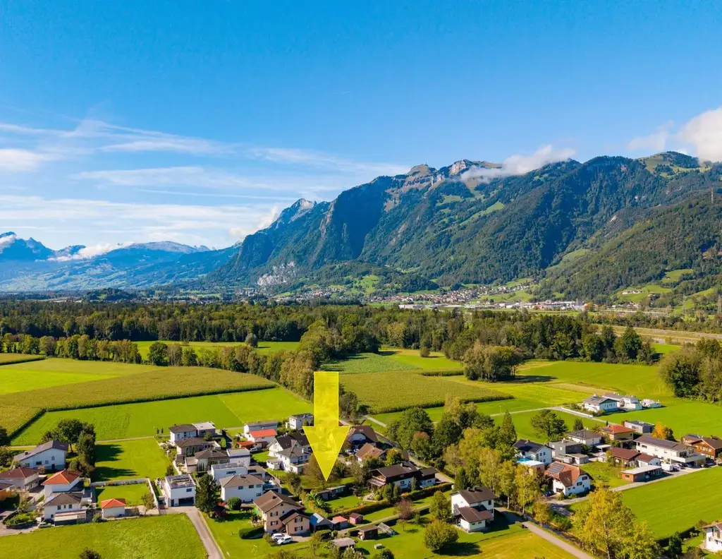 Grenznah & ruhig - Teilbares Grundstück