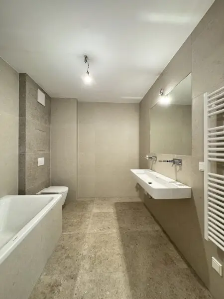 Moderne Erstbezugswohnung mit Balkon und Garage in 1210 Wien – Ihr neues Zuhause!