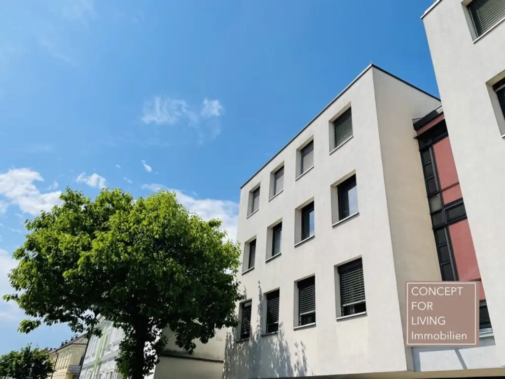 Grünblick. Südseitige 4 Zimmer-Wohnung plus Wintergarten nahe Wörthersee. Keller. Garage. WG-Eignung. Vermietet bis 03/2027.