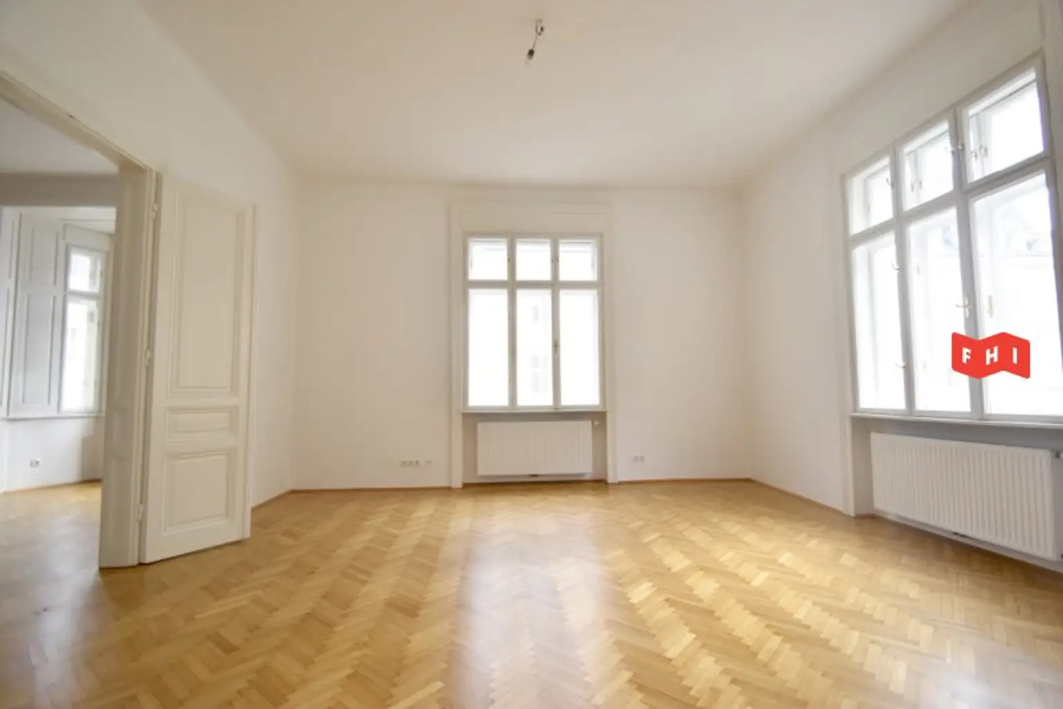 Unbefristete 4 Zimmer Stilaltbauwohnung Nähe Lycèe Francais & Palais Liechtenstein