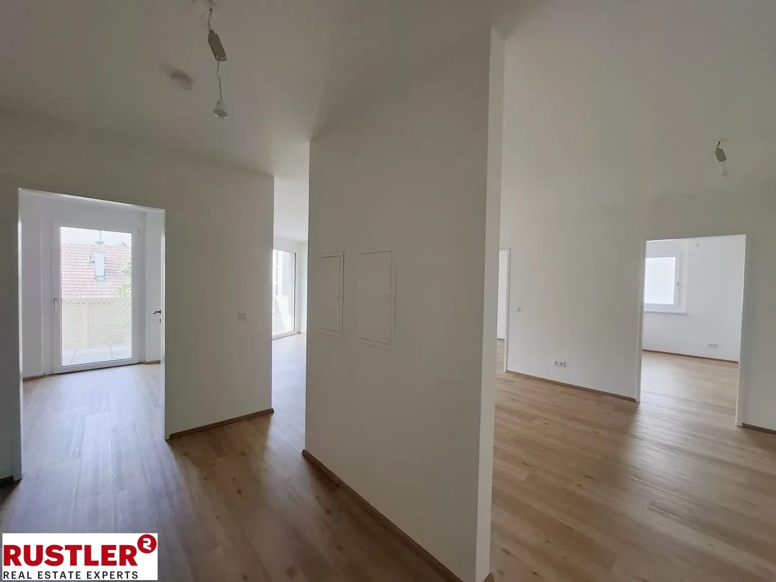 20251111_132216-VSCO