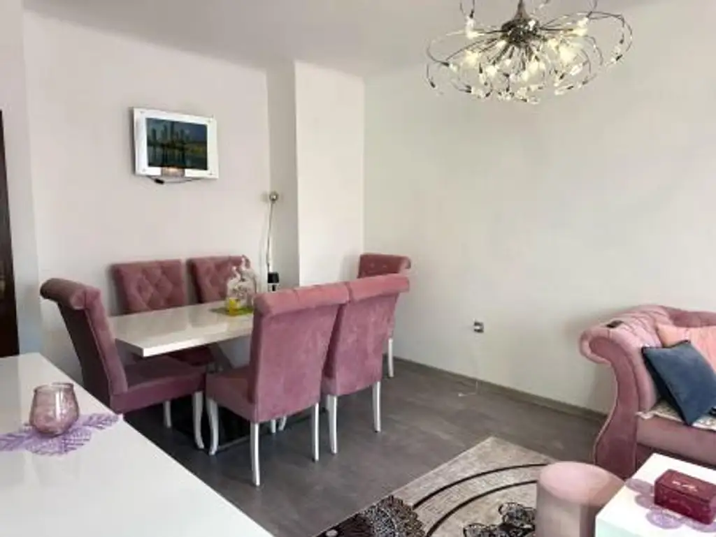 "2 Zimmer Pärchen - HIT!"