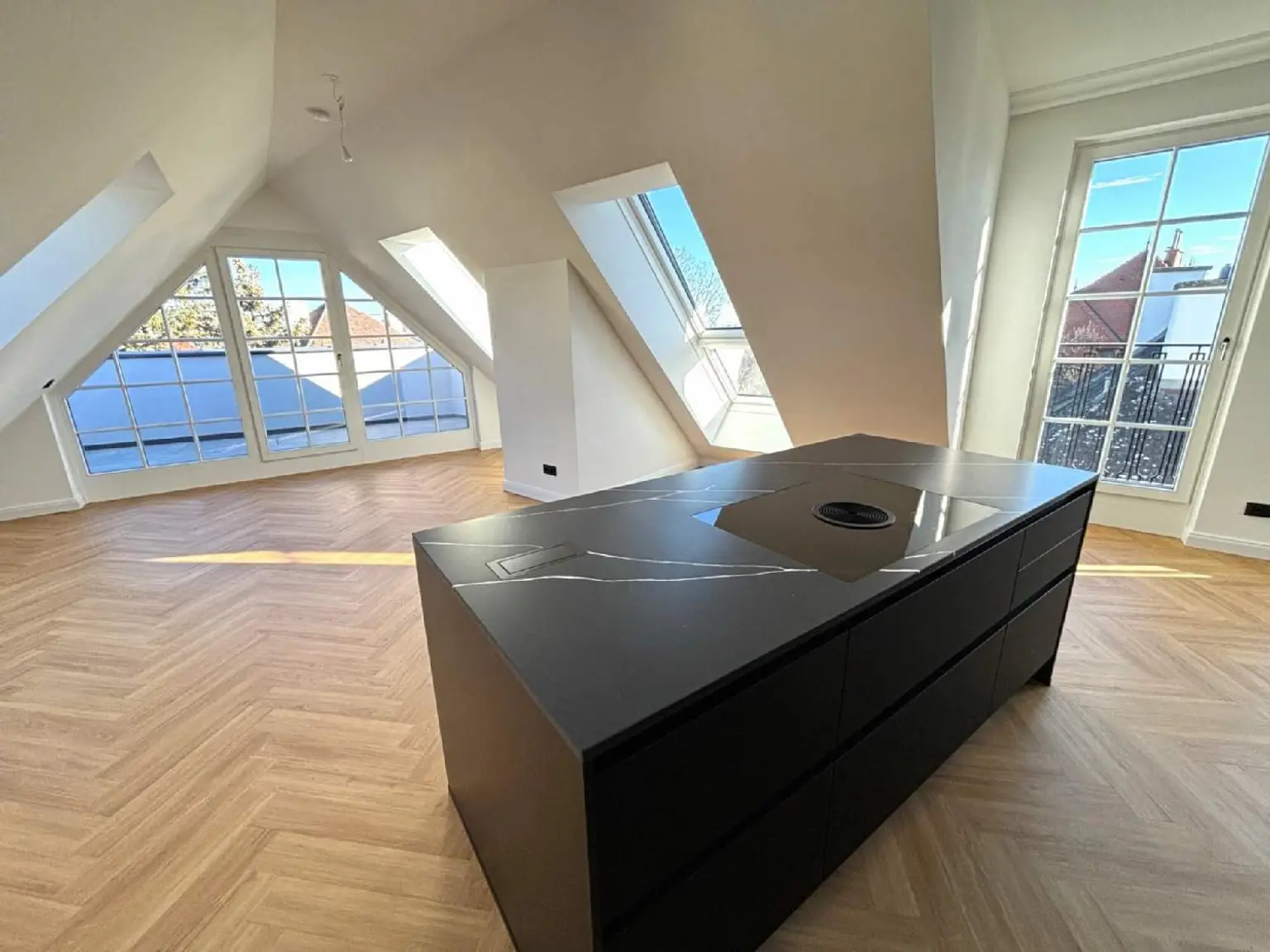 Stilvolle Dachmaisonette mit 3 Terrassen in neu errichteter Stilvilla + Garage 1180 Wien