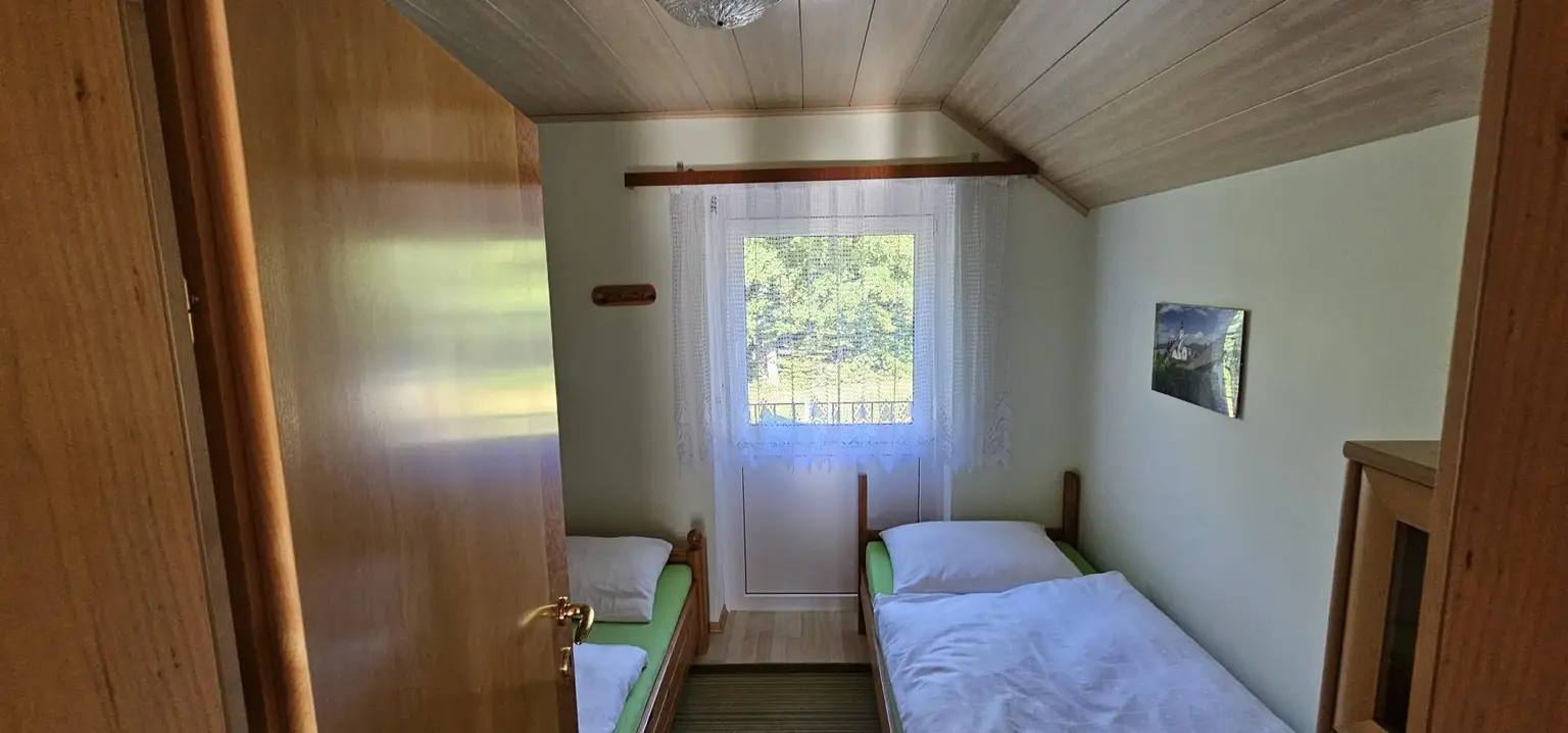 Wohnung Obergschoss Zimmer 2