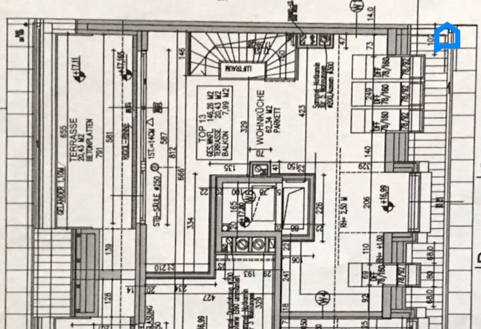 Großartige Dachgeschosswohnung mit 146 m² plus 21 m² Dachterrasse plus 8 m² Balkon, 4 Zimmer, KLIMA, großer Vorraum, Tiefgaragenplatz optional !