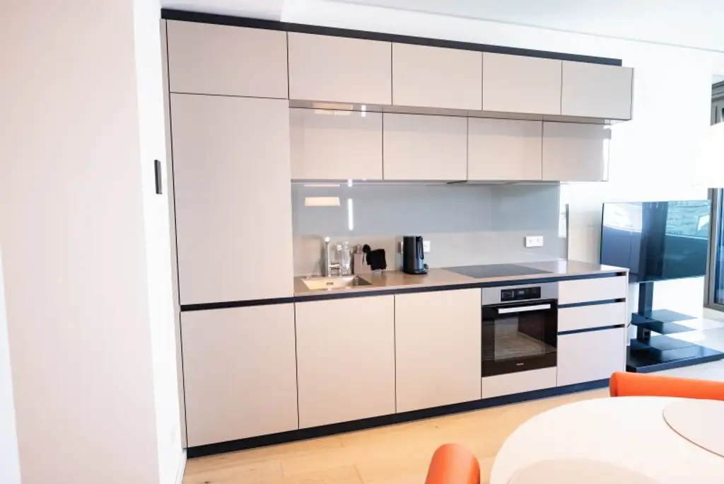 Sonnenuntergänge, Skyline & Donau – Ihr neues vollausgestattetes Luxusapartment in den DANUBEFLATS