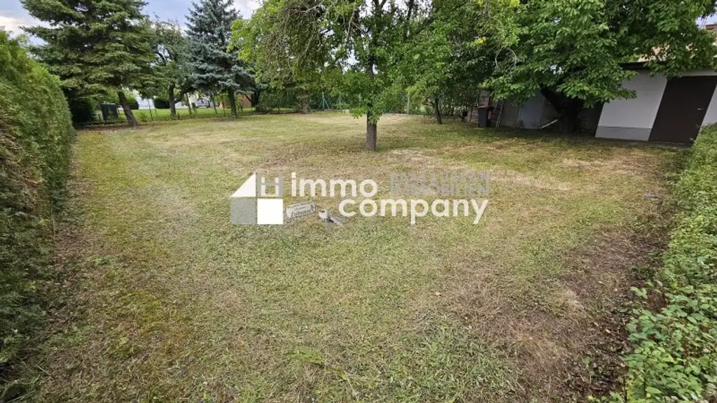 Renovierungsbedürftiges Haus mit Grünblick in Trautmannsdorf/Leitha zu verkaufen!