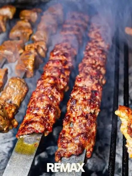 Holzkohlengrill