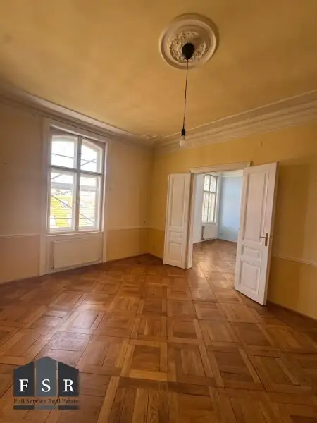 (derzeit) 4 Zimmer-Wohnung in wunderschönem, denkmalgeschütztem Gründerzeithaus nahe Belvedere - Gestalten Sie gerne Ihren eigene Wohnung