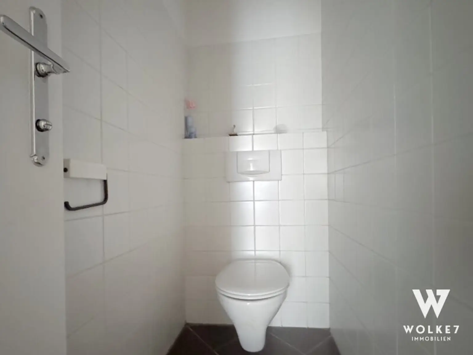 Living Classy im 6. – Stilvoller Altbau mit Weinkeller & Top-Ausstattung | U3, U4 | 10min zu Fuß in 1. Bezirk