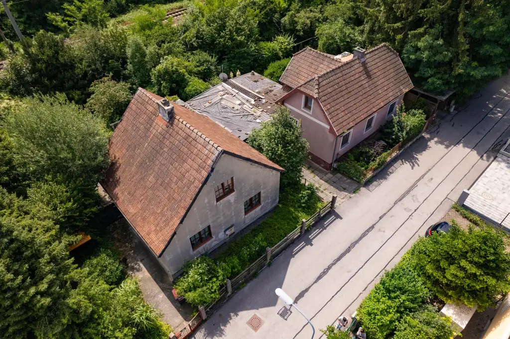 Sanierungsbedürftiges Haus sucht neuen Besitzer