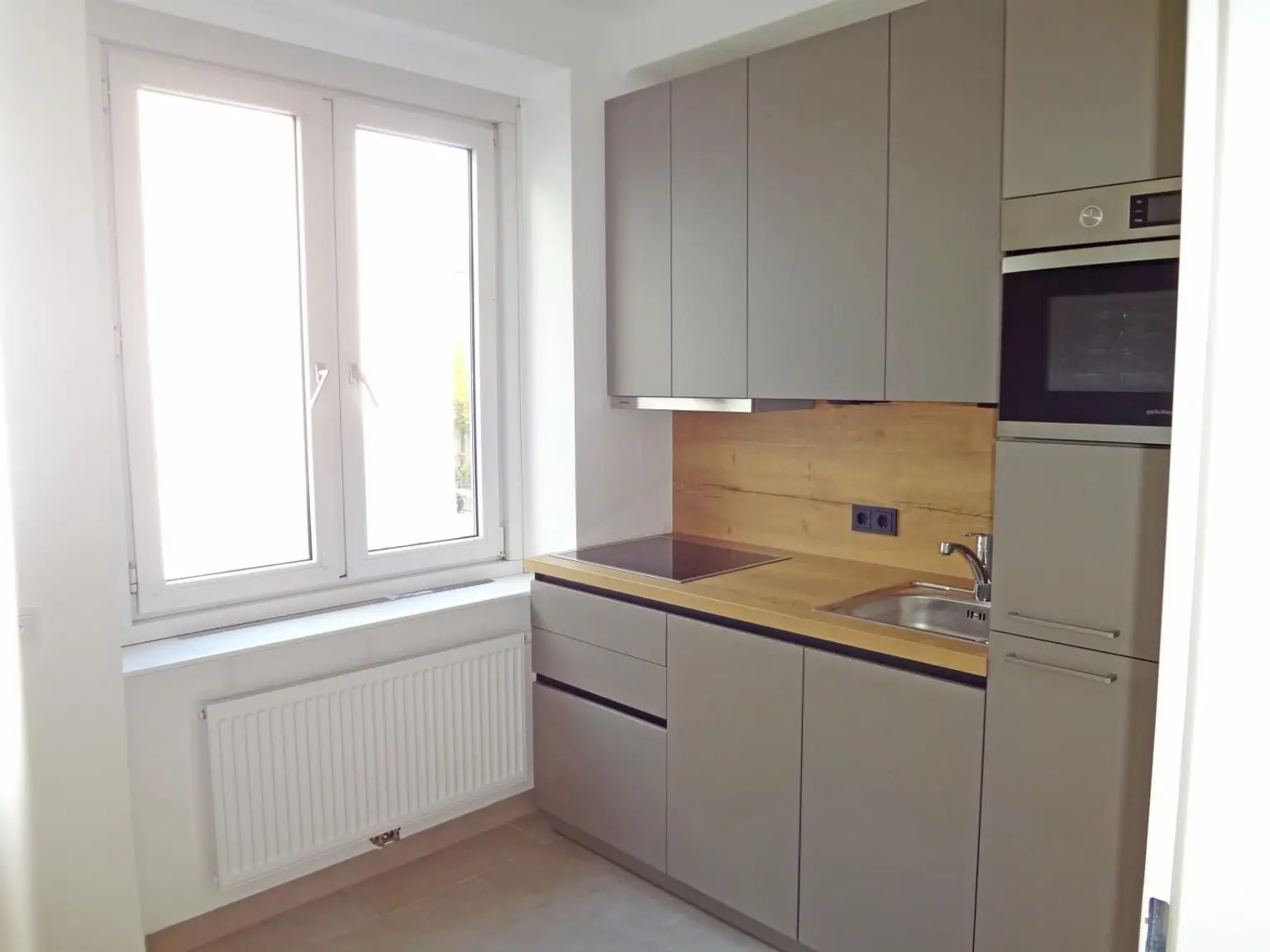 Sehr schöne Kleinwohnung – inkl. TOP Küche!