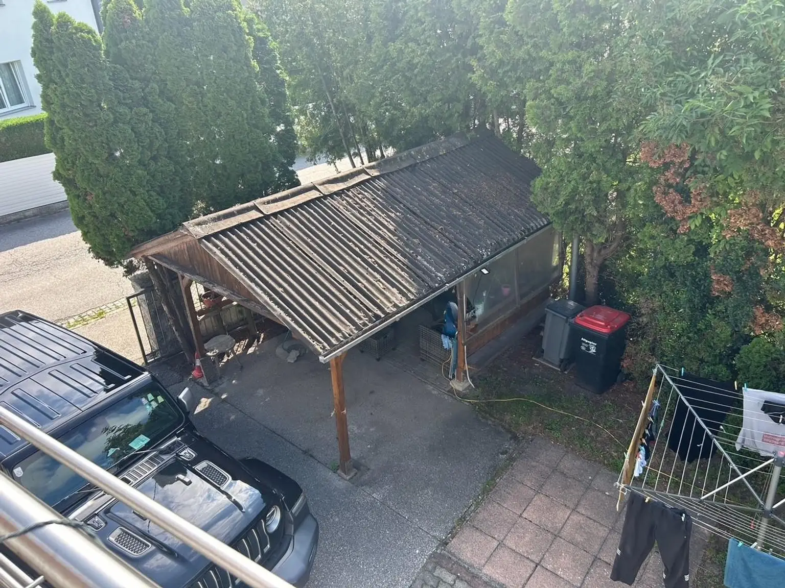 Kompaktes Wohnhaus mit Keller