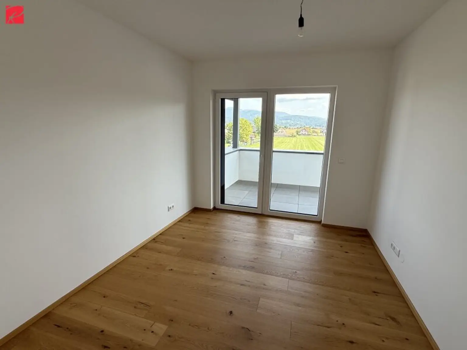 Ruhe Pur: Moderne Pärchenwohnung mit Südbalkon!