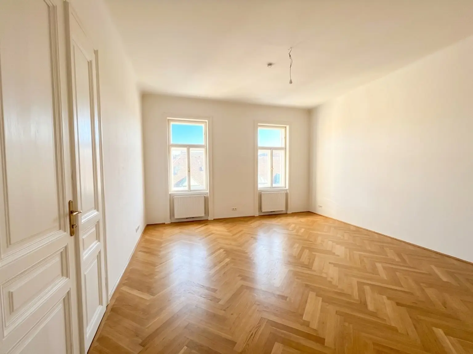 UNBEFRISTET: Charmante 2-Zimmer-Altbauwohnung nahe Volkstheater