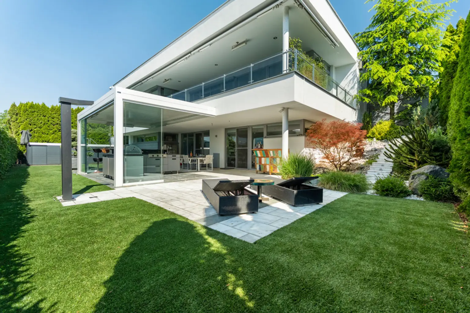 Architektenvilla mit Seeblick