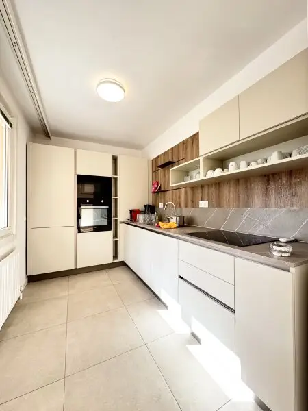 Exklusives Wohnerlebnis in Wien – Großzügige Eigentumswohnung mit Balkon