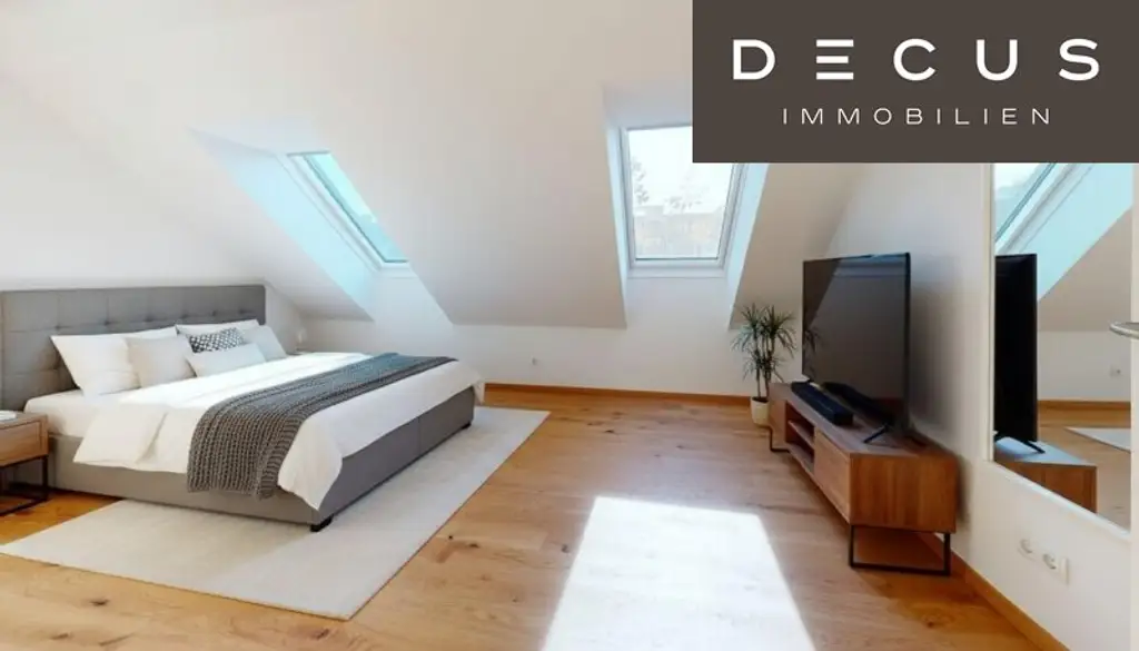 | EXKLUSIVE & LICHTDURCHFLUTETE DACHGESCHOSS - MAISONETTE - WOHNUNG MIT BLICK AUF DEN SCHLOSSBERG | PRIVATER LIFTZUGANG | 2 TERRASSEN | TOP LAGE