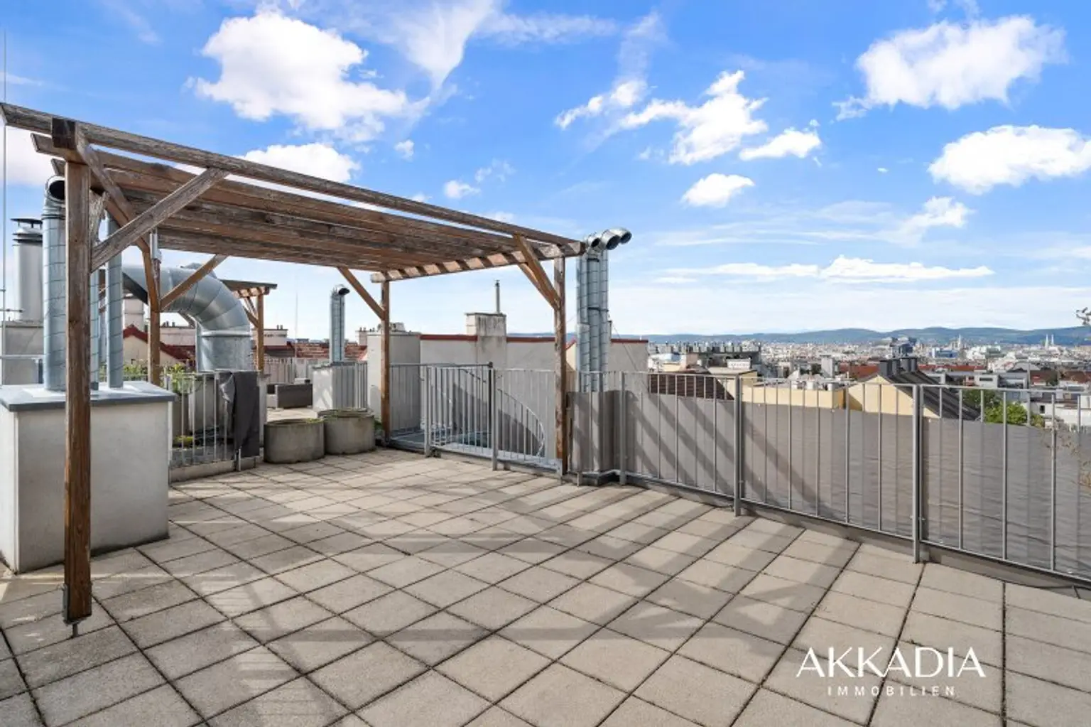 Penthouse mit 360° Weitblick – Exklusives Wohnerlebnis im 4. Bezirk auf zwei Ebenen (Tiefgarage vorhanden)