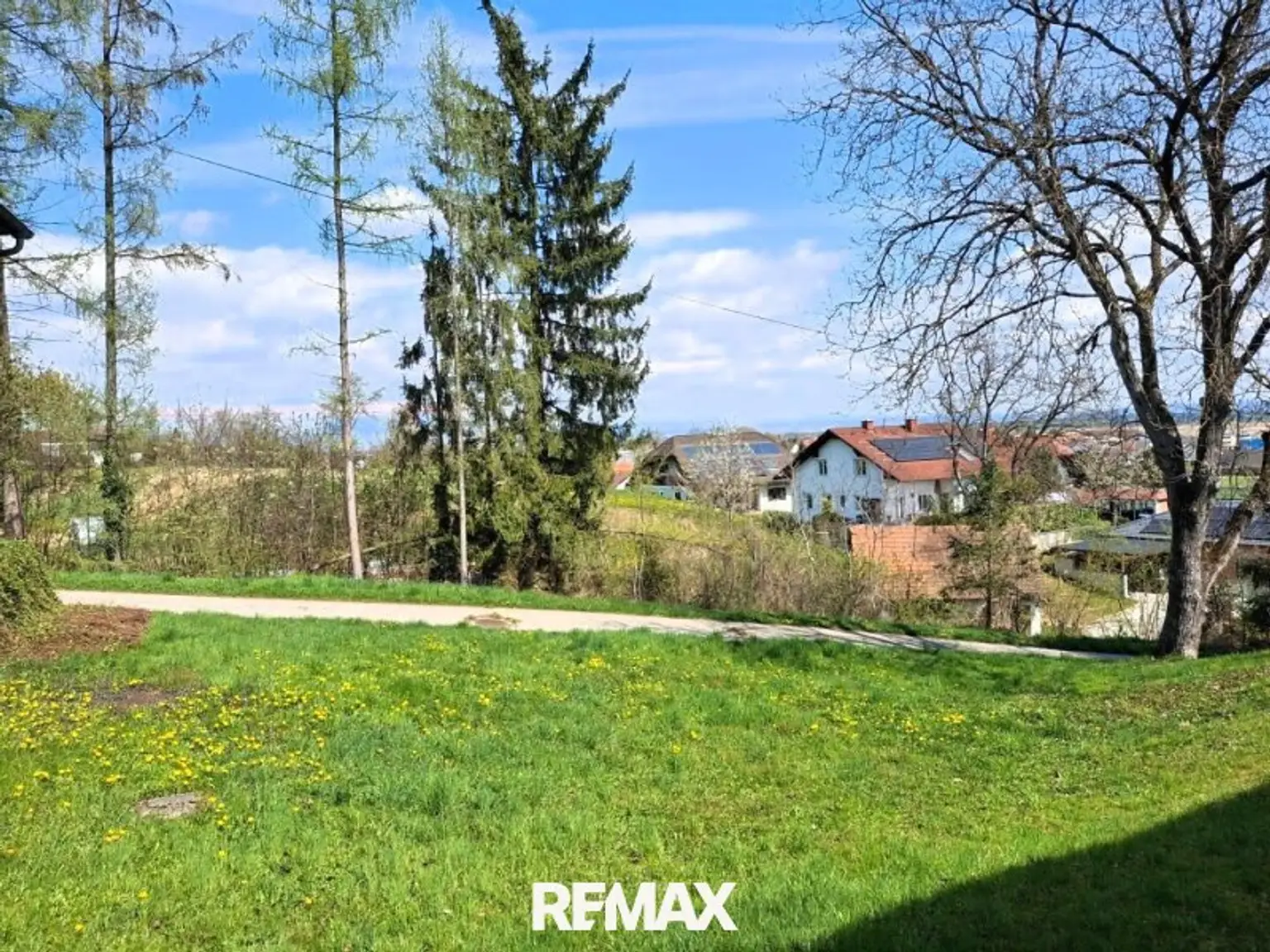 Grundstück