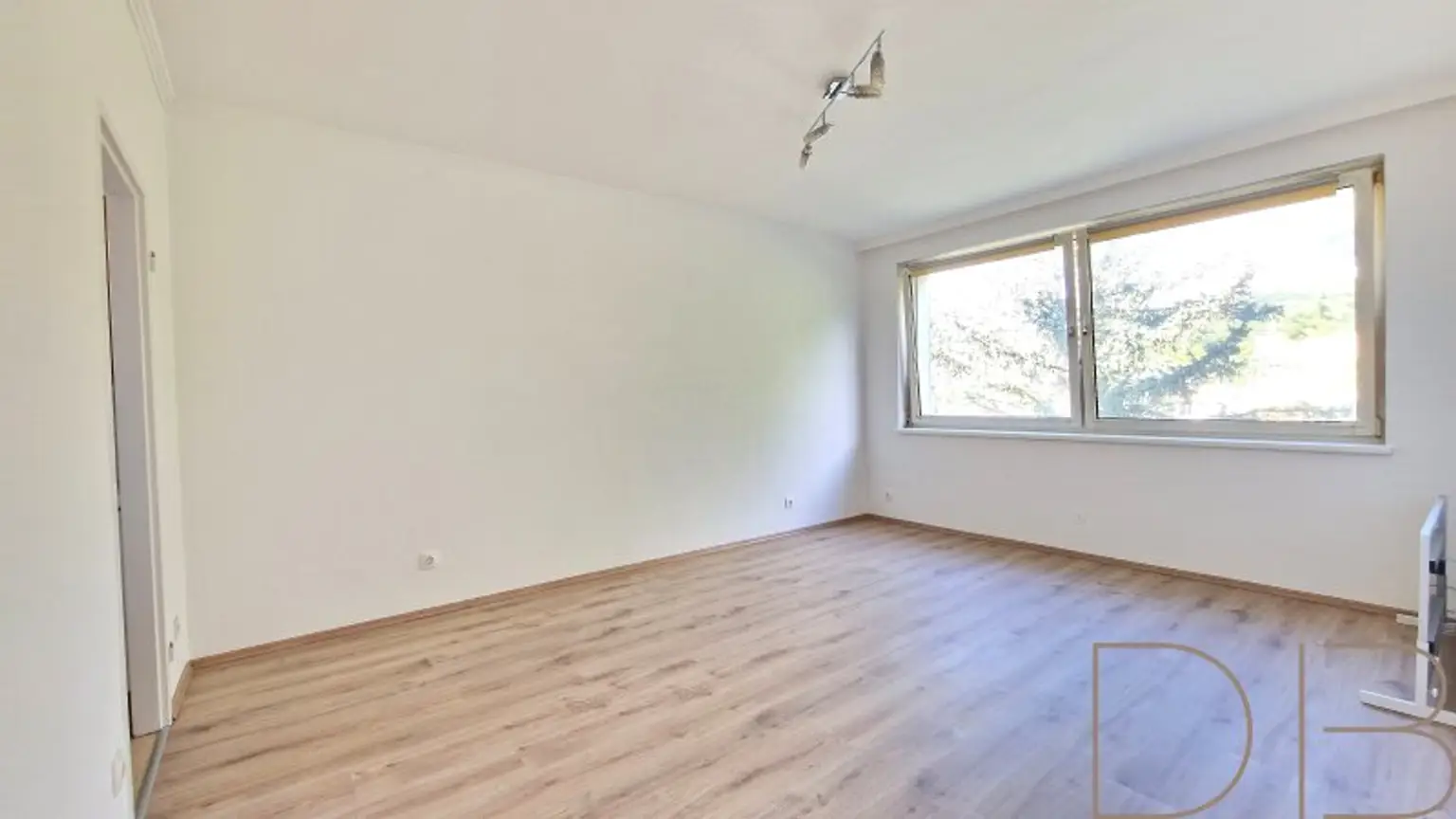 DB IMMOBILIEN | Moderne 33 m² Wohnung mit Blick ins Grüne !!!