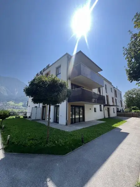 JENBACH - Neuwertige, sonnige 2 Zi.-Mietwohnung mit Terrasse und Garten