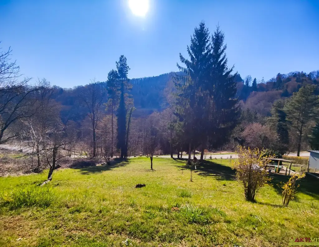 Sonniges Grundstück mit Grünblick in Ruhelage. - Widmung Ferienwohngebiet. - Nahe dem beliebten Gamlitz.