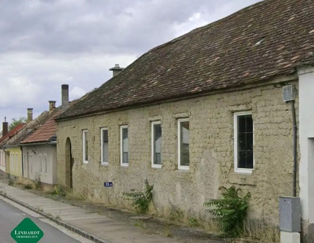 Grundstück mit renovierungsbedürftigem Haus in Alberndorf, Bezirk Hollabrunn