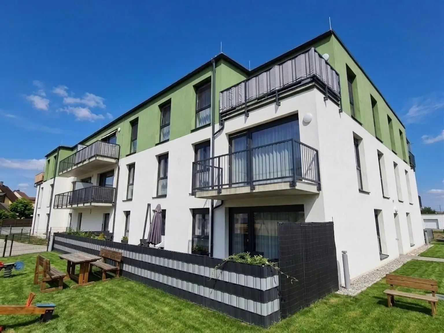Ankommen und Zuhause sein - Neubau: Südostseitige ca. 76 m² 3-Zimmer-Wohnung mit Balkon