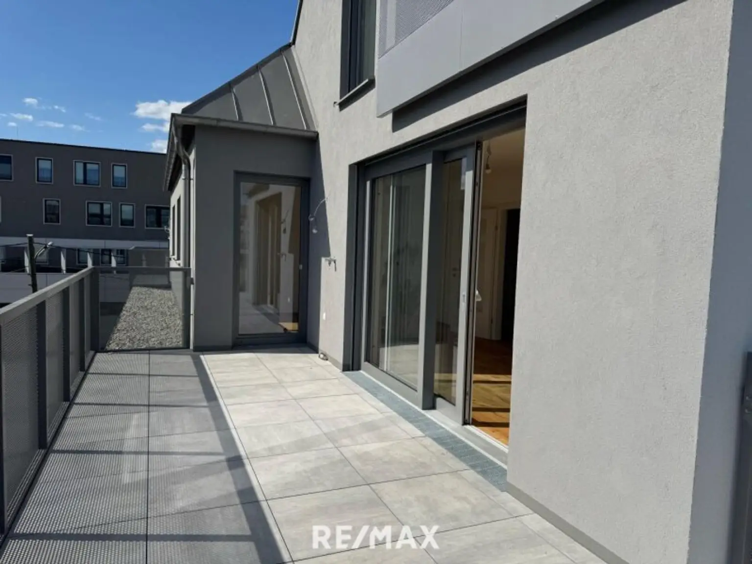 Provisionsfrei 2 Zimmerwohnung inklusive hochwertiger Küche! Erstbezug!