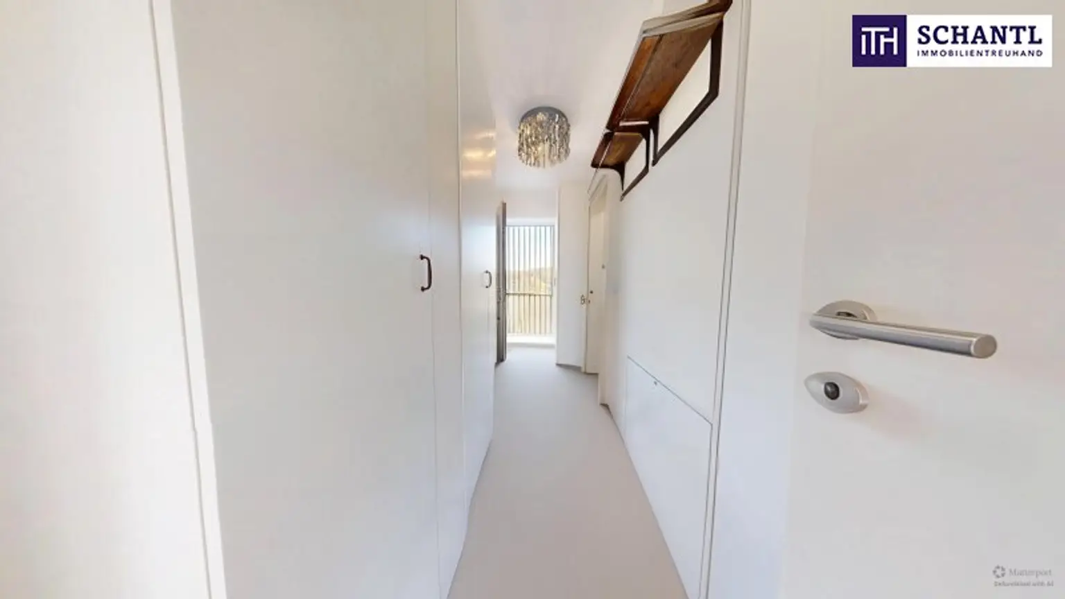 NOTVERKAUF! Schneller Verkauf aus gesundheitlichen Gründen – jetzt diese Gelegenheit ergreifen und gleichzeitig helfen! Grünoase mit Panoramablick: 3-Zimmer-Wohnung mit Süd/West-Dachterrasse!