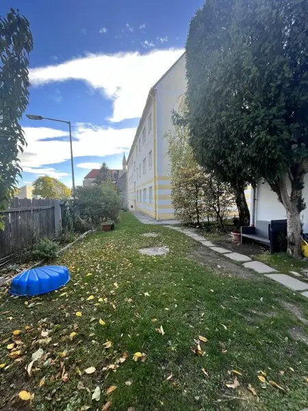 IDEALE 3,5 ZIMMER WOHNUNG - PERFEKTE RAUMAUFTEILUNG UND GEMEINSCHAFTSGARTEN