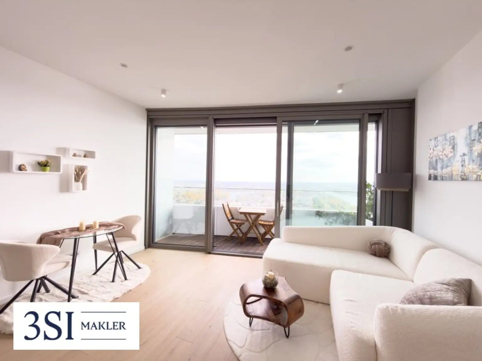 Möbliert, Pool, Sauna, Fitness in den DANUBEFLATS wohnen mit Luxusausstattung und phantastischem Ausblick