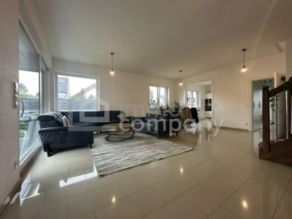 Modernisierte Doppelhaushälfte in Gänserndorf: Ihr neues Zuhause mit Garten und Terrasse!