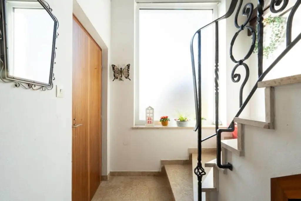 Charmantes Einfamilienhaus mit großzügigem Garten und Pool in Behamberg zu kaufen!