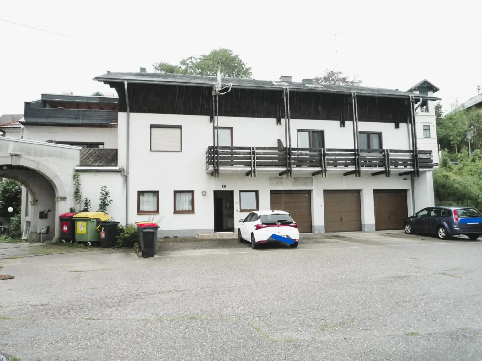 Mehrparteienhaus