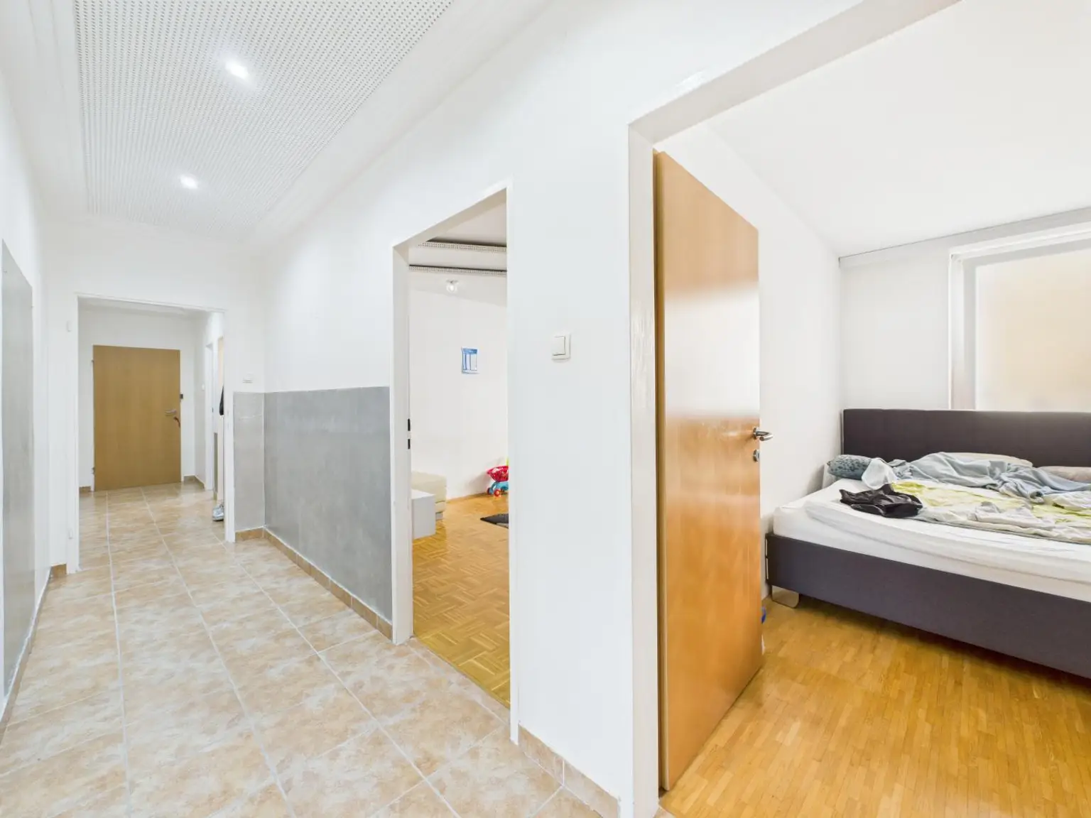 Großzügige 4-Zimmer-Familienwohnung mit Loggia in begehrter Stadtlage von Wels