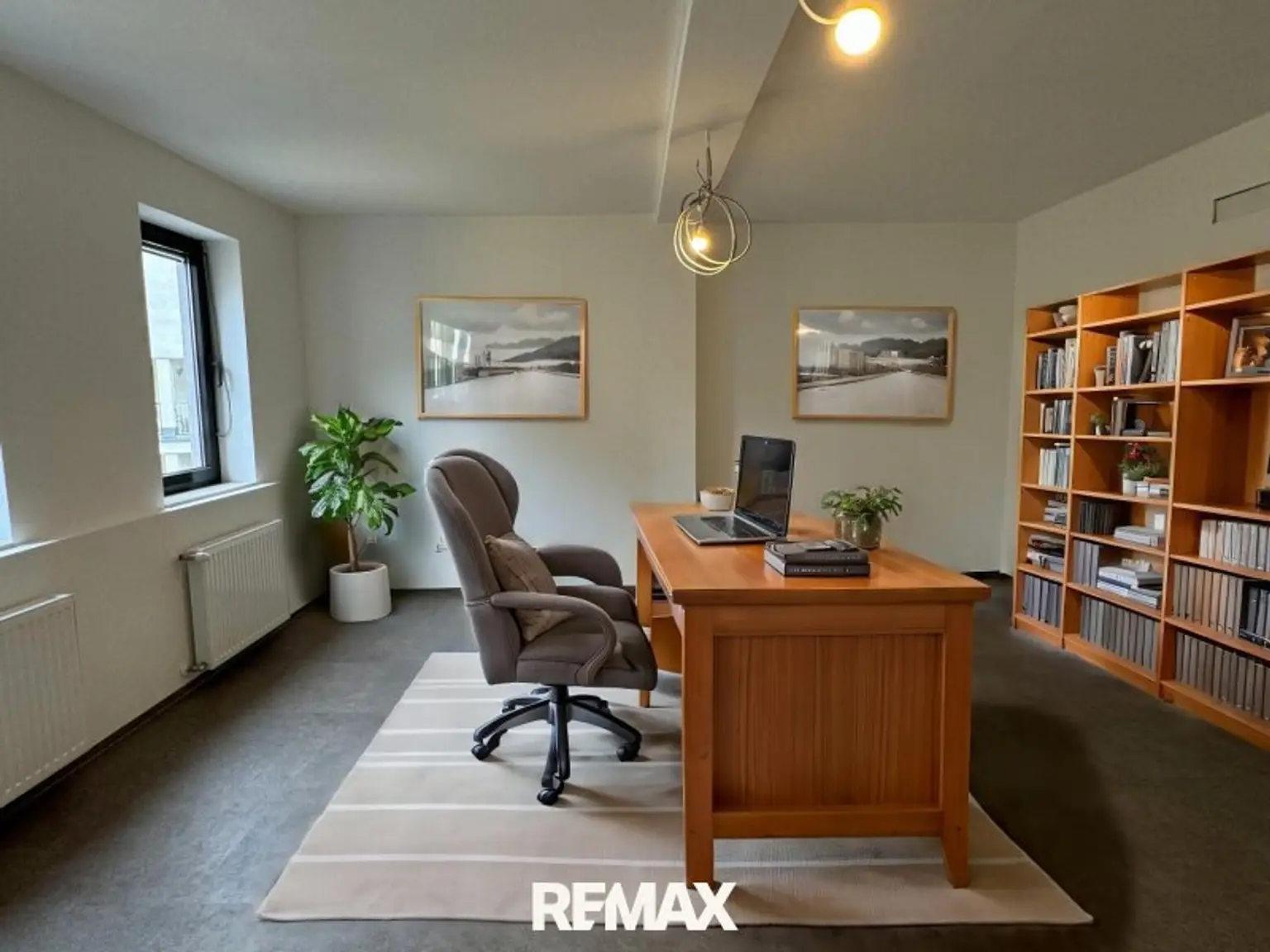 Büro - Office - virtuell gestaged
