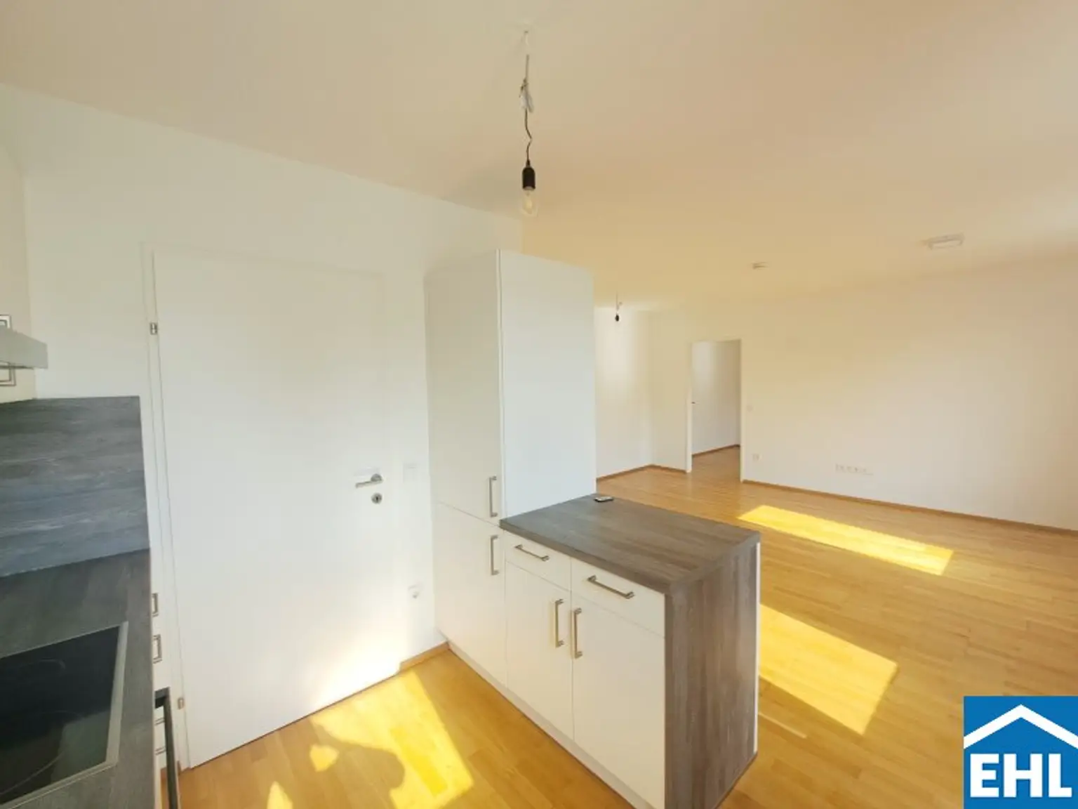 Innenhofseitige 2-Zimmer-Wohnung nahe dem Millennium Tower
