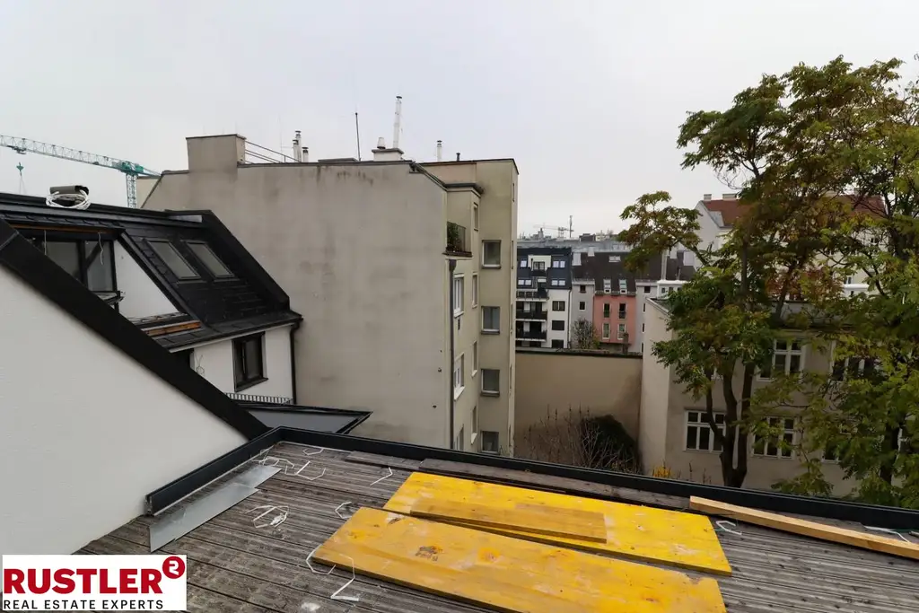 Altbaurenaissance mit Dachgeschossausbau- Nähe Kutschkermarkt