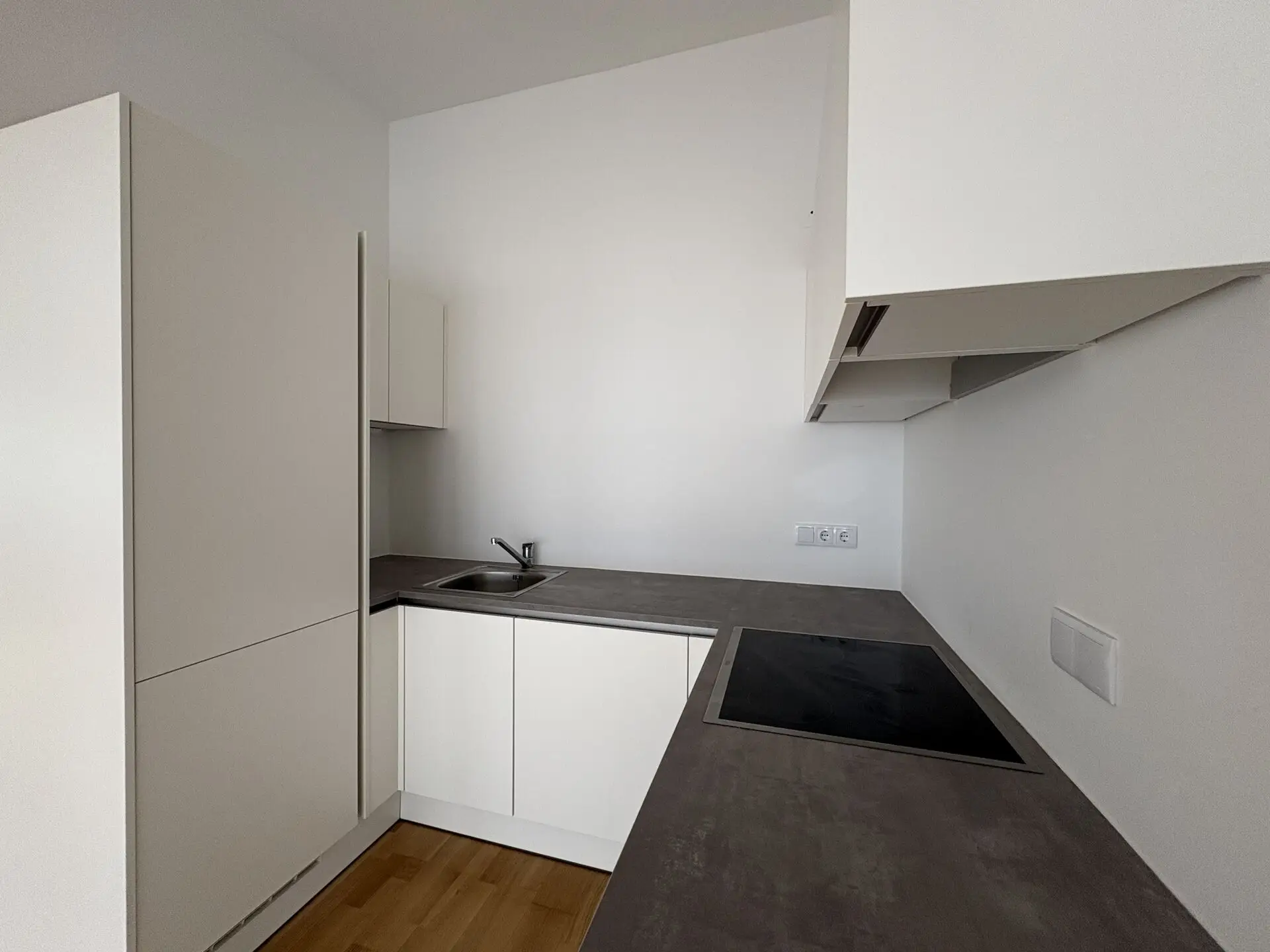 20260326_105347546_iOS