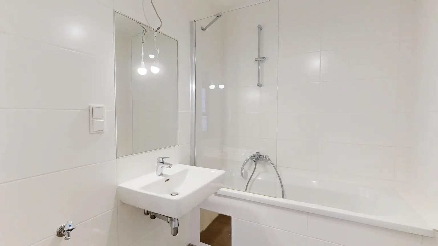 Leystraße 2: Erstbezug - Singlewohnung nahe Forsthauspark - Gute Infrastruktur