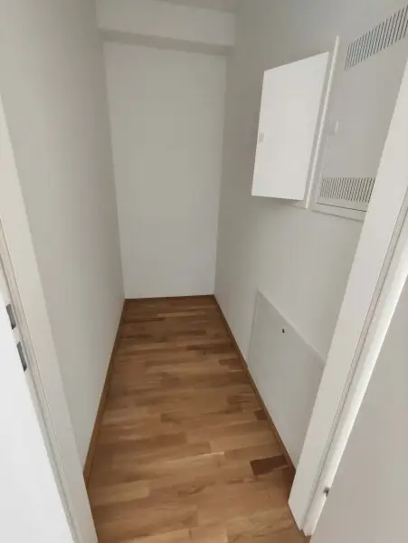 NEUBAU ERSTBEZUG! 2-Zimmer-Apartment mit Balkon im 4. OG in 1210 Wien! Top 2/39