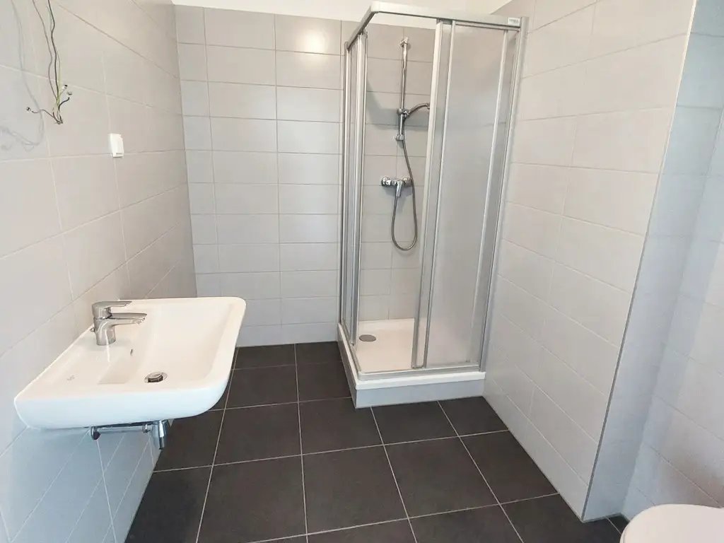 Moderne 2-Zimmer-Wohnung mit Terrasse, hochwertige Ausstattung