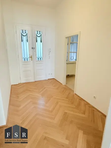 Super helle 2,5-Zimmer-Wohnung beim Siebenbrunnenplatz